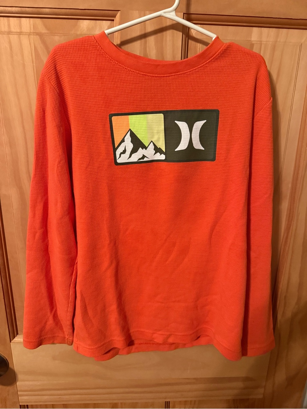 Like New, Boys Size 10/12 Hurley Long Sleeve Thermal Shirt